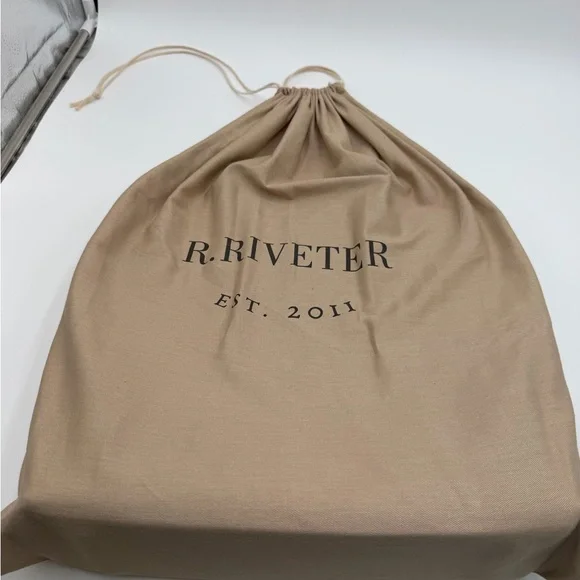 R.Riveter ELEANOR TOTE Chocolate Leather - Picture 10 of 10